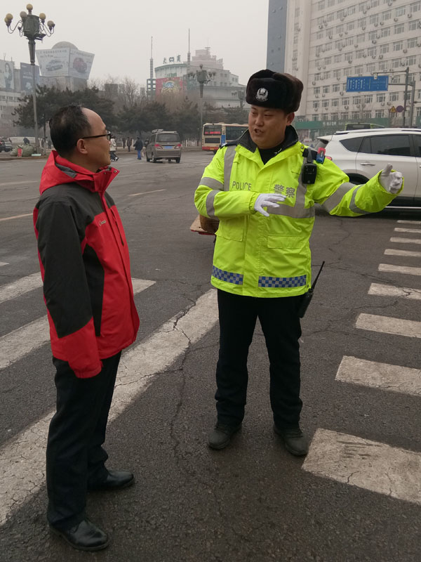 执勤就是忙不完的事