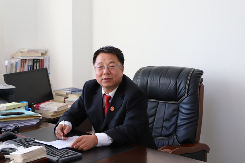 张宏图