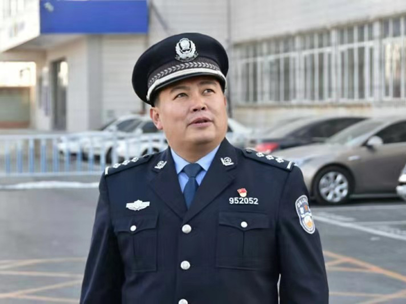 刘忠宇个人照