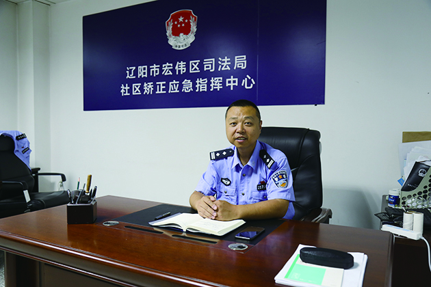 工作中的张虎 (2)