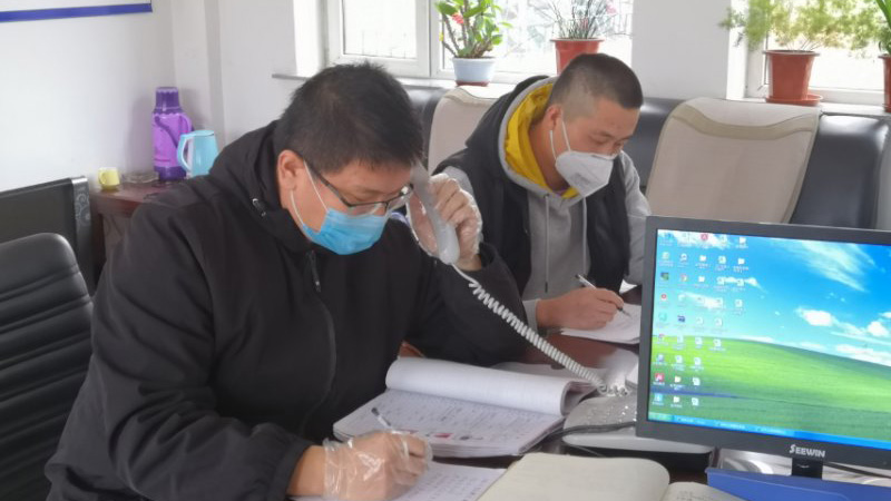 顾喜伟对返铁人员作精准核查