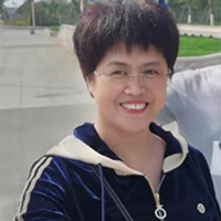 李华