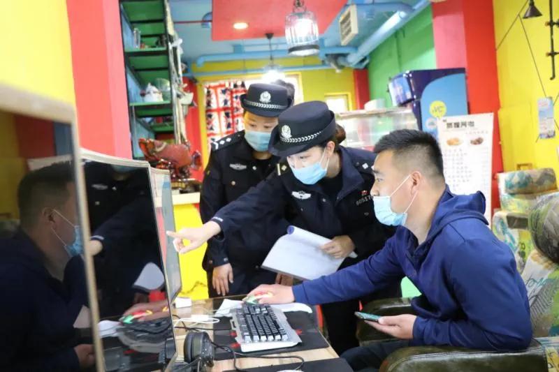 配文2：民警到企业走访了解复工复产