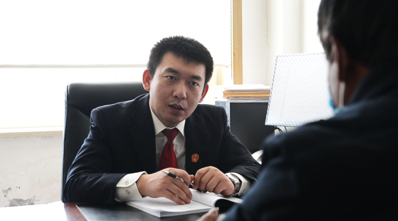 杨阳接待当事人