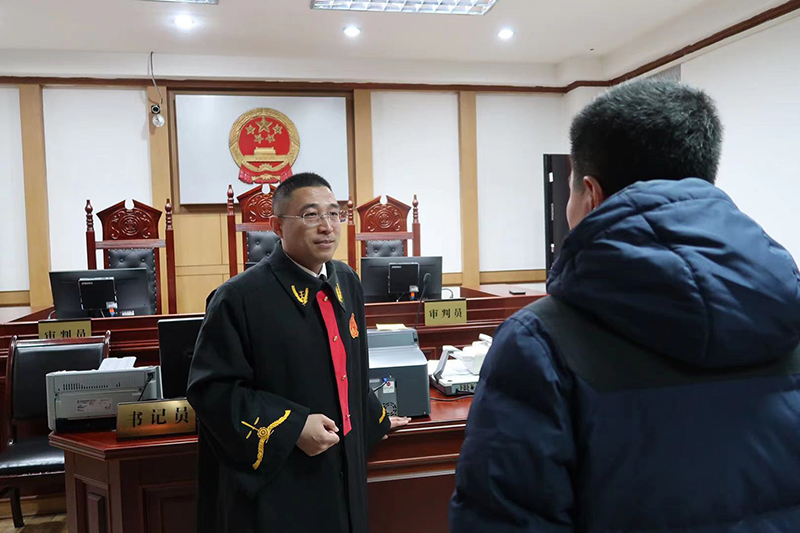 庭后解答当事人审理中不理解的法律适用问题