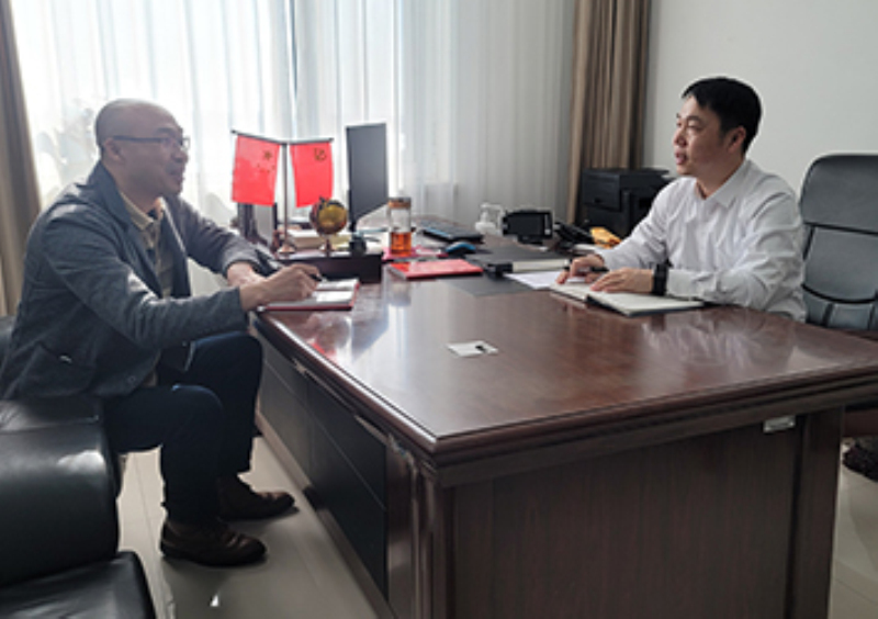 刘宝接受记者采访