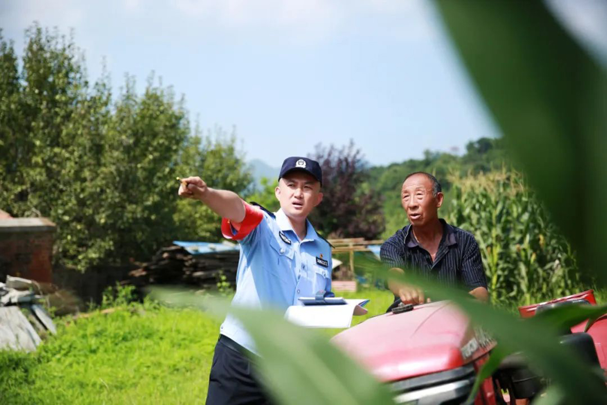 图片新闻