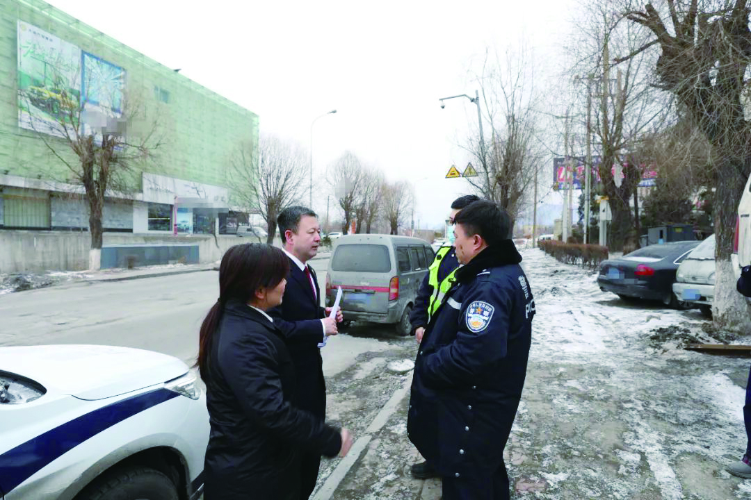 承办检察官复核案发现场。