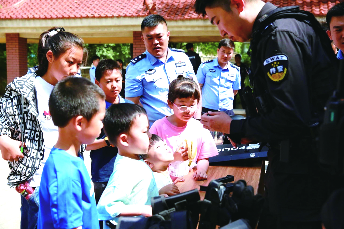 各地警营开放日掠影