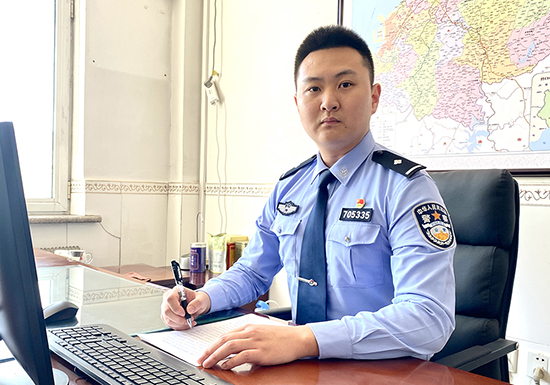 张玮霖