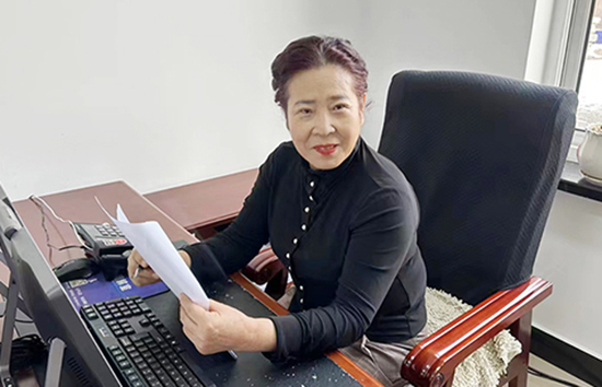 吕殿洁