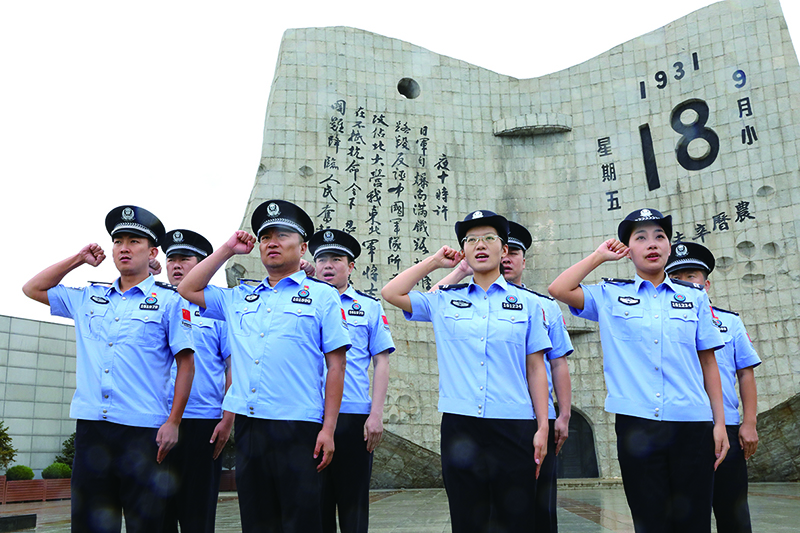 图片新闻