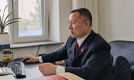 高明兹