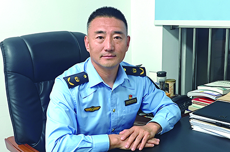 沈阳市生态环境局党组成员、执法队党委书记王永峰
