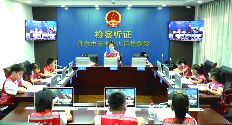 “小记者”们沉浸式体验