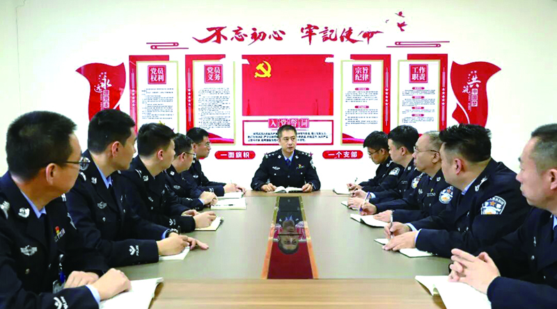 铁岭监狱党支部组织召开座谈交流会。