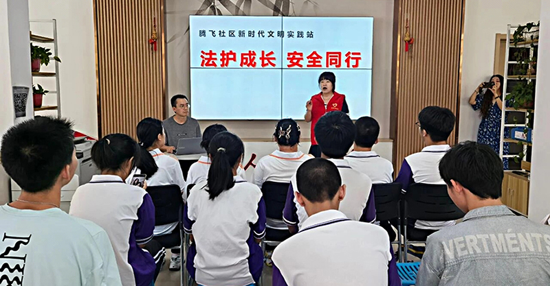 葫芦岛 社区普法宣讲现场。